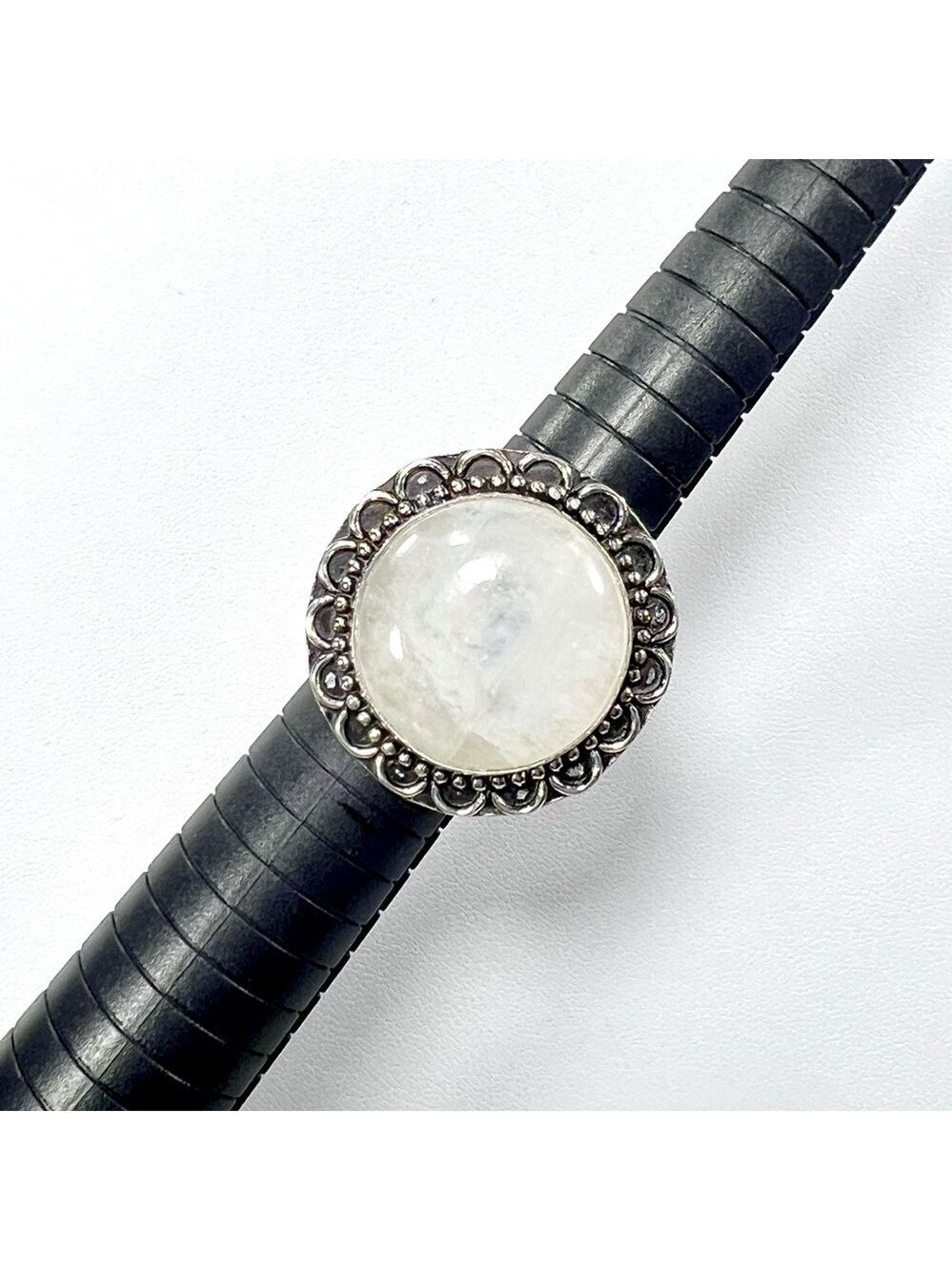 Moonstone 925 Gemstone Circle Ring size 8.25